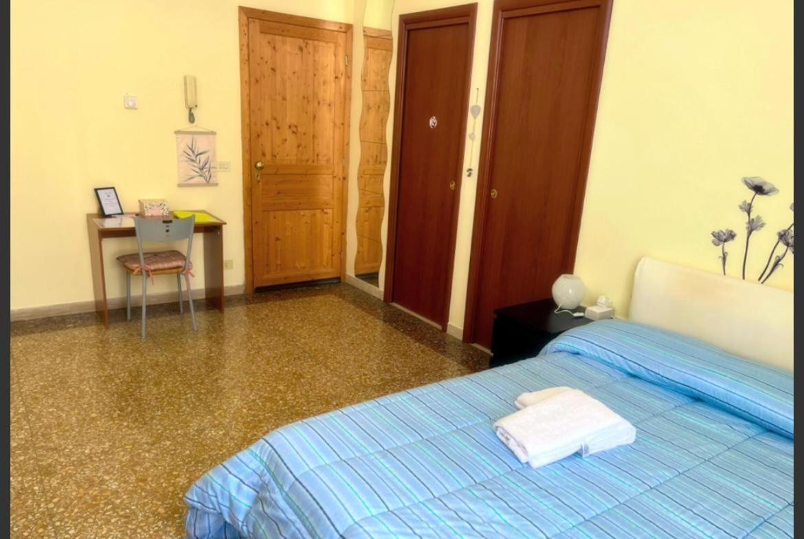 Alexandra House Apartment Ciampino Bagian luar foto